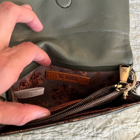 HOBO Jetty Leather Convertible Wallet Clutch Wristlet Bag Bottle Green - Picture 6 of 14